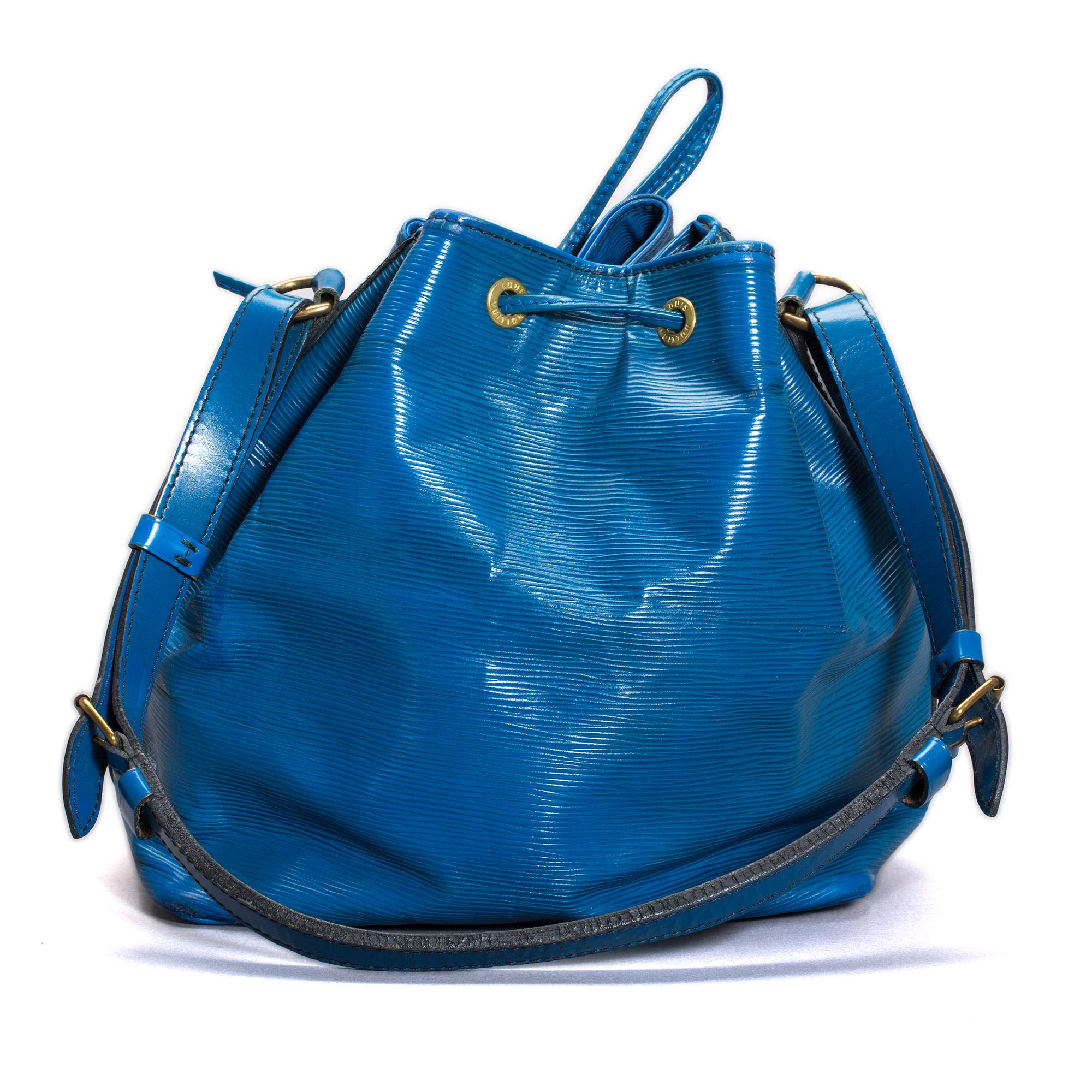 VÄSKA, "Petit Noé", Louis Vuitton.