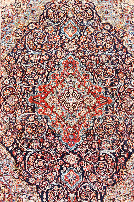 Matta, semiantik/old Keshan, ca. 355 x 260 cm.