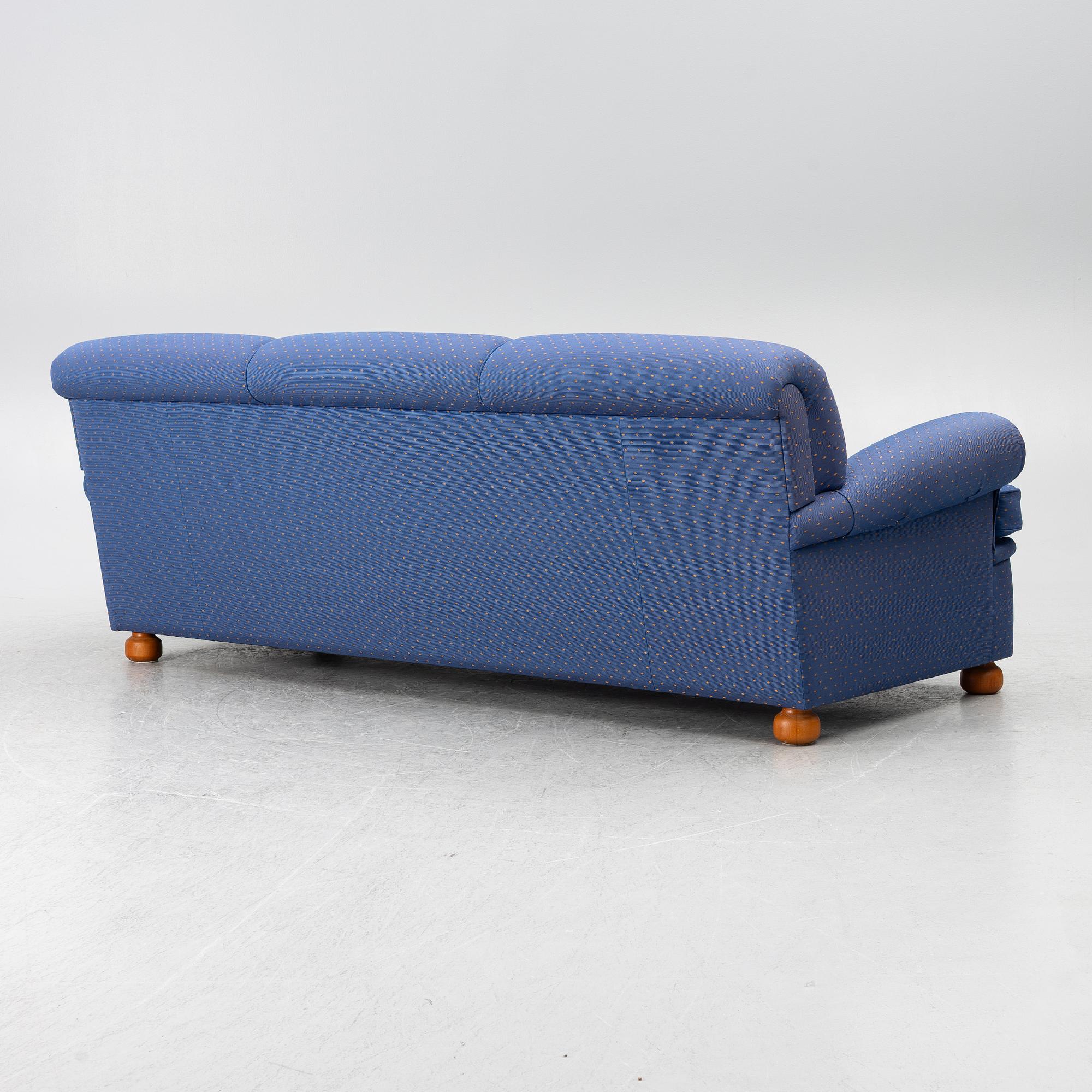 Josef Frank, a model 703 sofa, Svenskt Tenn. 2011.