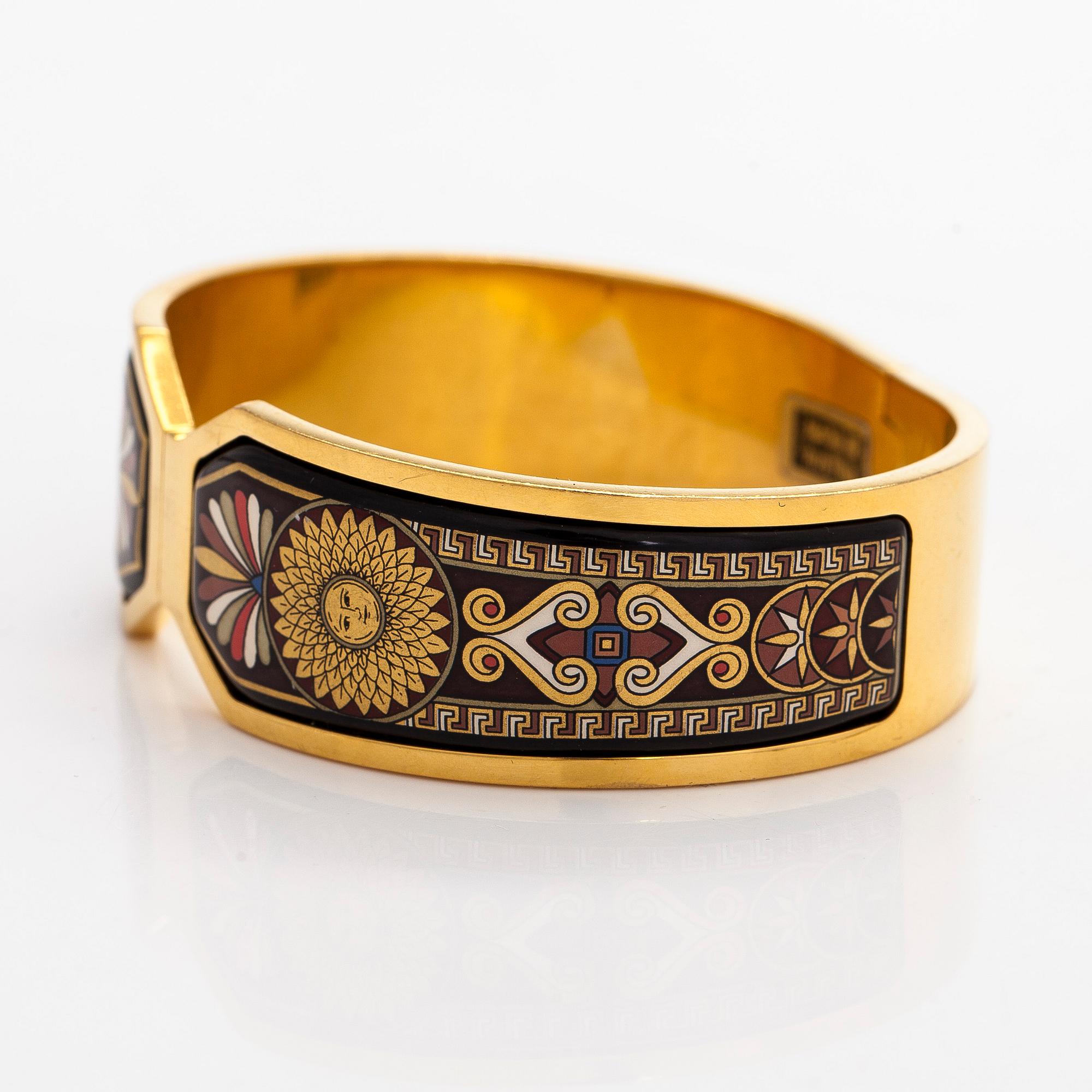 Michaela Frey, armband och halssmycke, förgylld metall, emalj.