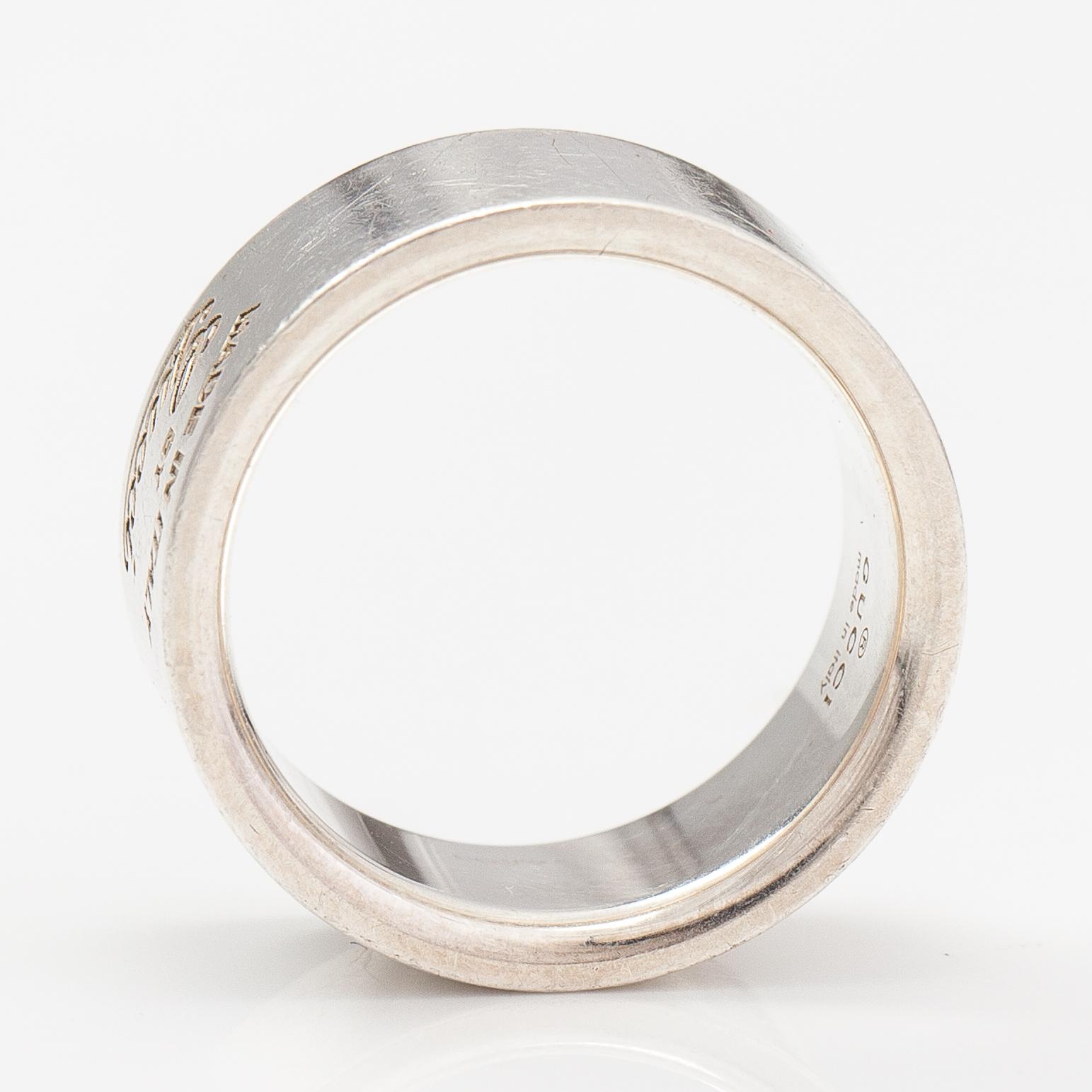 Gucci, A pair of earrings, bracelet, ring and necklace made of sterling silver. Marked Gucci, Made in Italy.