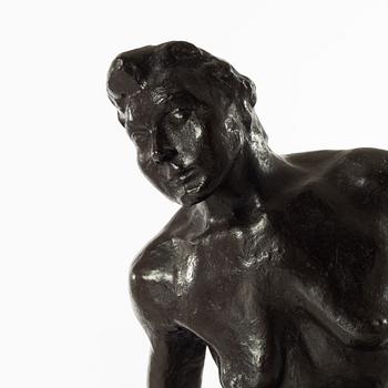 Gudmar Olovson, sculpture. Signed. Numbered. Foundry mark. Bronze, height 30 cm, length 21.5 cm.