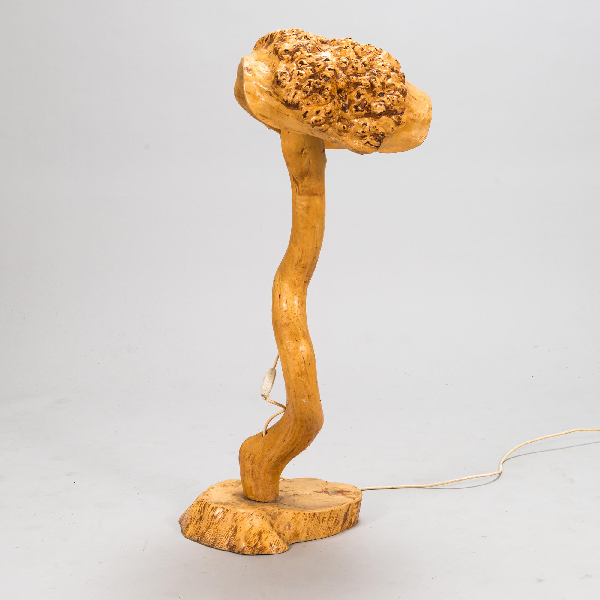 Lattiavalaisin, pahka (visakoivu), 1900-luvun puoliväli.