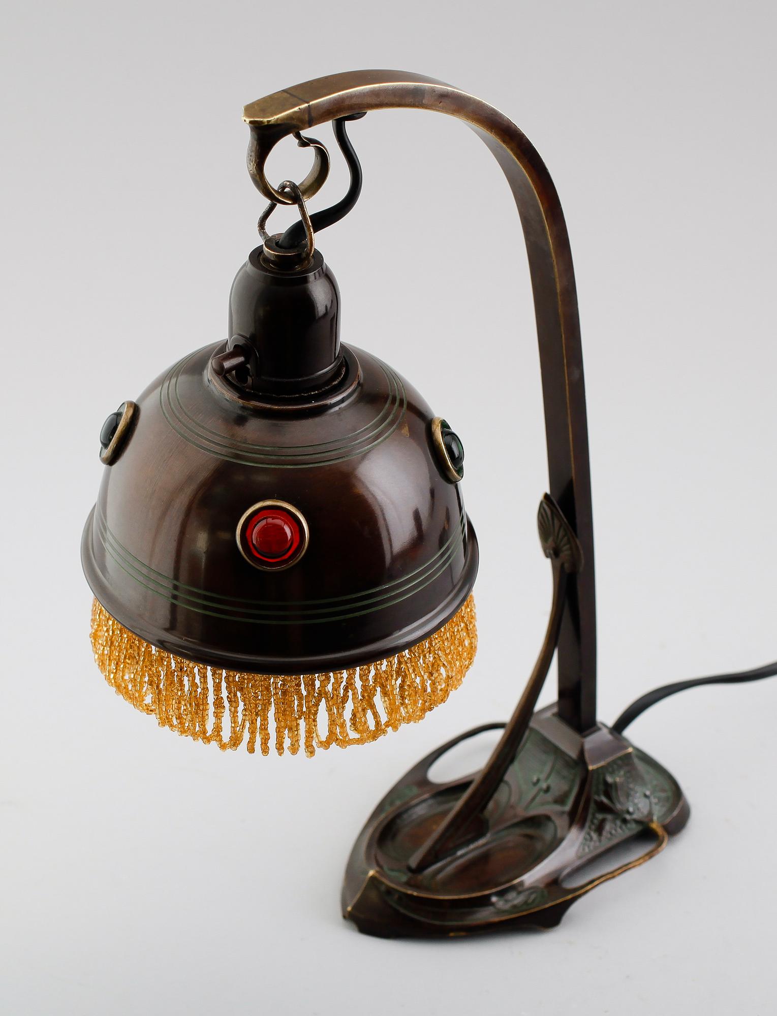 BORDSLAMPA, jugend, tidigt 1900-tal.