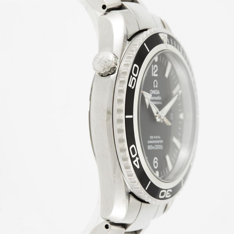 Omega, Seamaster Professional, Planet Ocean 600M, "007 Casino Royal", "Limited Edition", ca 2008.