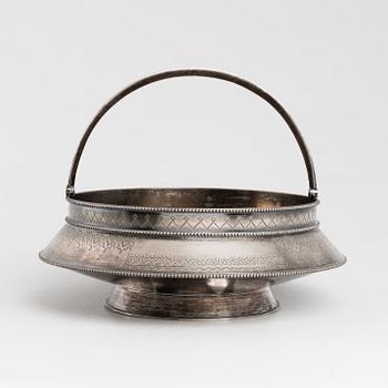 A Russian silver bread basket, unidentified maker's mark JB, St Petersburg, 1878.