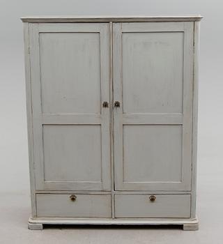 KLÄDSKÅP, 1800-talets mitt.