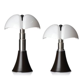 125. Gae Aulenti, a pair of 'Pipistrello' table lights, Martinelli Luce, Italy, post 1965.