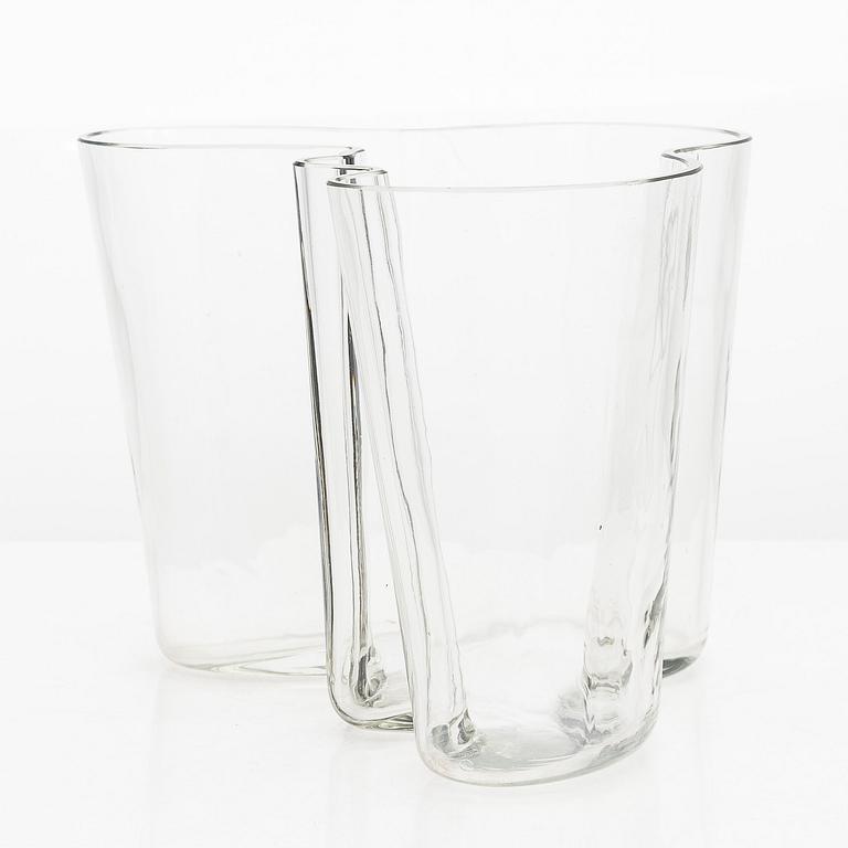 Alvar Aalto, vas, 3030, signerad Alvar Aalto 3030. Iittala 1950-tal.