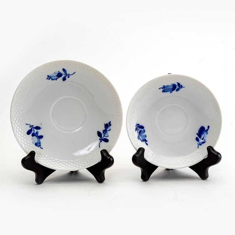 A 63 pcs Blå Blomst service from Royal Copenhagen later part of the 20th century.