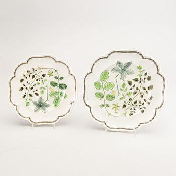 Arthur Percy, a 56-piece creamware dinner service 'Christina', Gefle.