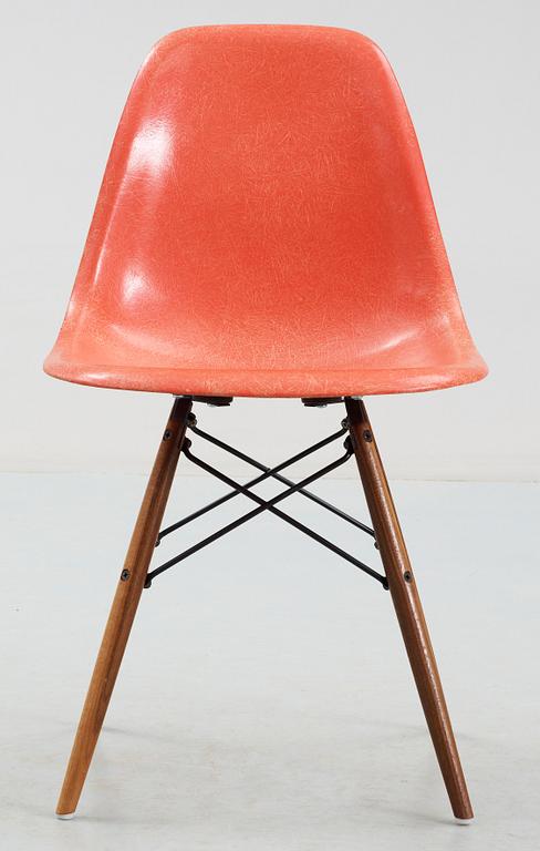 STOL, "DSW", Charles & Ray Eames, Herman Miller. 1960-tal.
