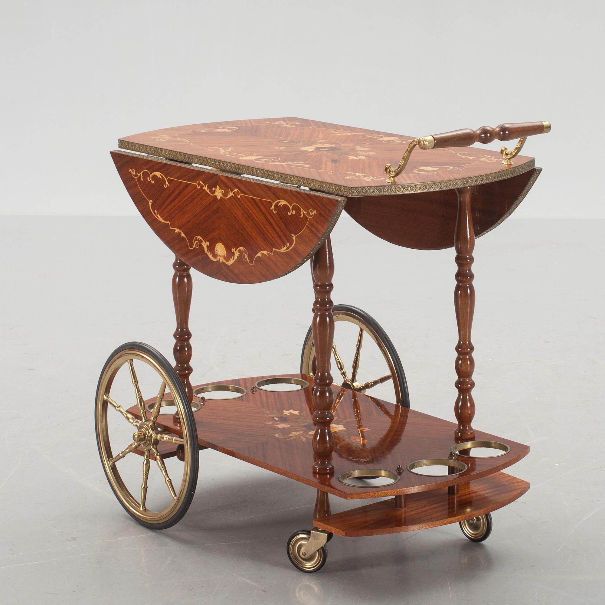 SERVERINGSVAGN, 1900-talets andra hälft.