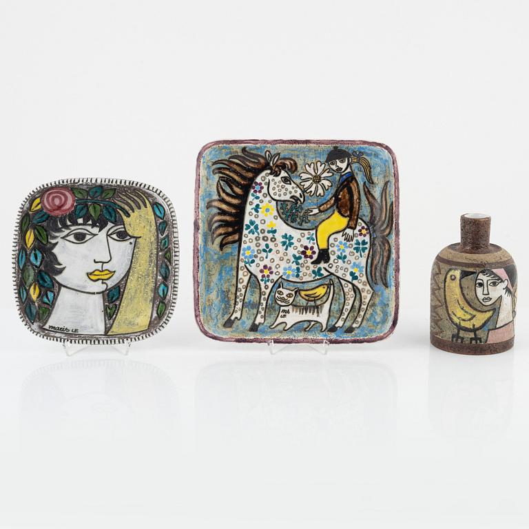 Mari Simmulson, a vase and two dishes, Upsala-Ekeby.