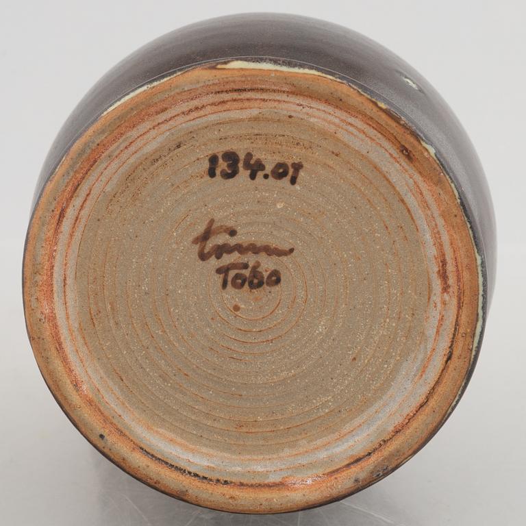 Erich & Ingrid Triller, vaser, 2 st, Tobo.