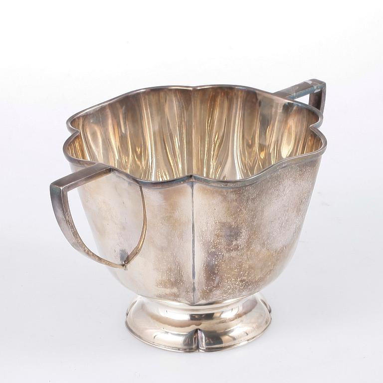 SKÅL, sterlingsilver, GABF, Stockholm. 1918. Vikt ca 300 g.