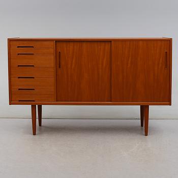 SIDEBOARD, "Trento", Nils Jonsson, Troeds, 1900-talets andra hälft.