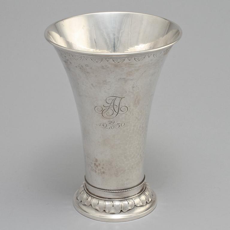 POKAL, silver, GAB, Stockholm, 1930. Vikt 292 g.