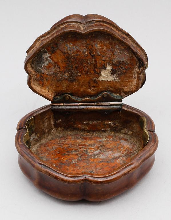SNUSDOSA, barock, trä, 1700-tal.