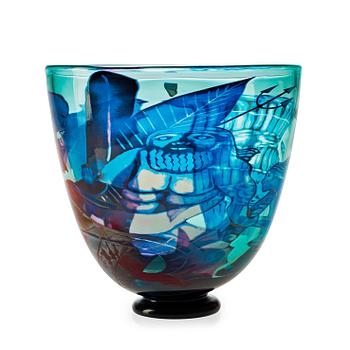 276. An Eva Englund graal glass vase, Orrefors 1985.