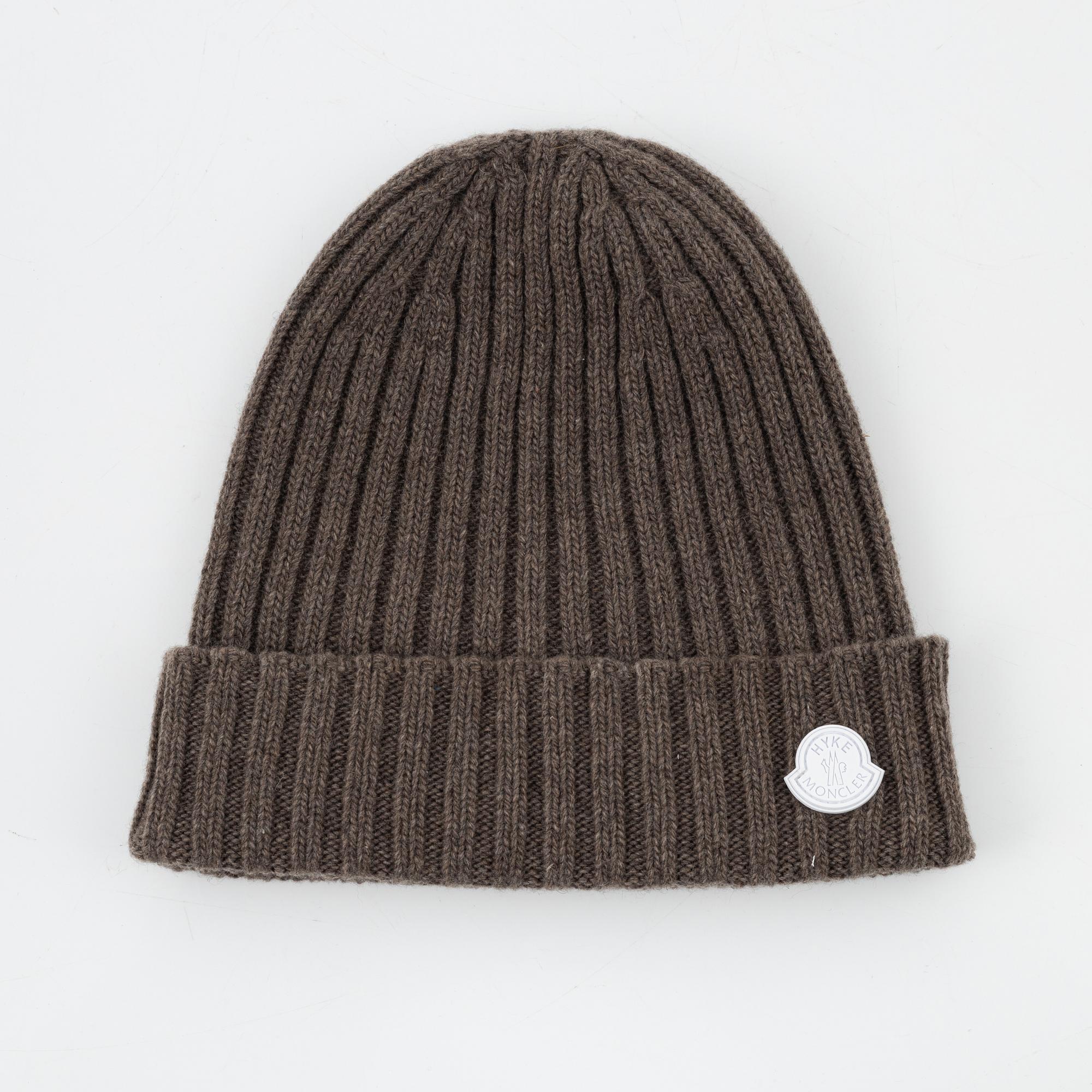 Moncler, a cashmere hat 