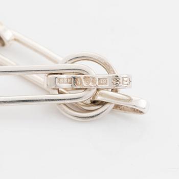 Sven-Erik Högberg, silver necklace.