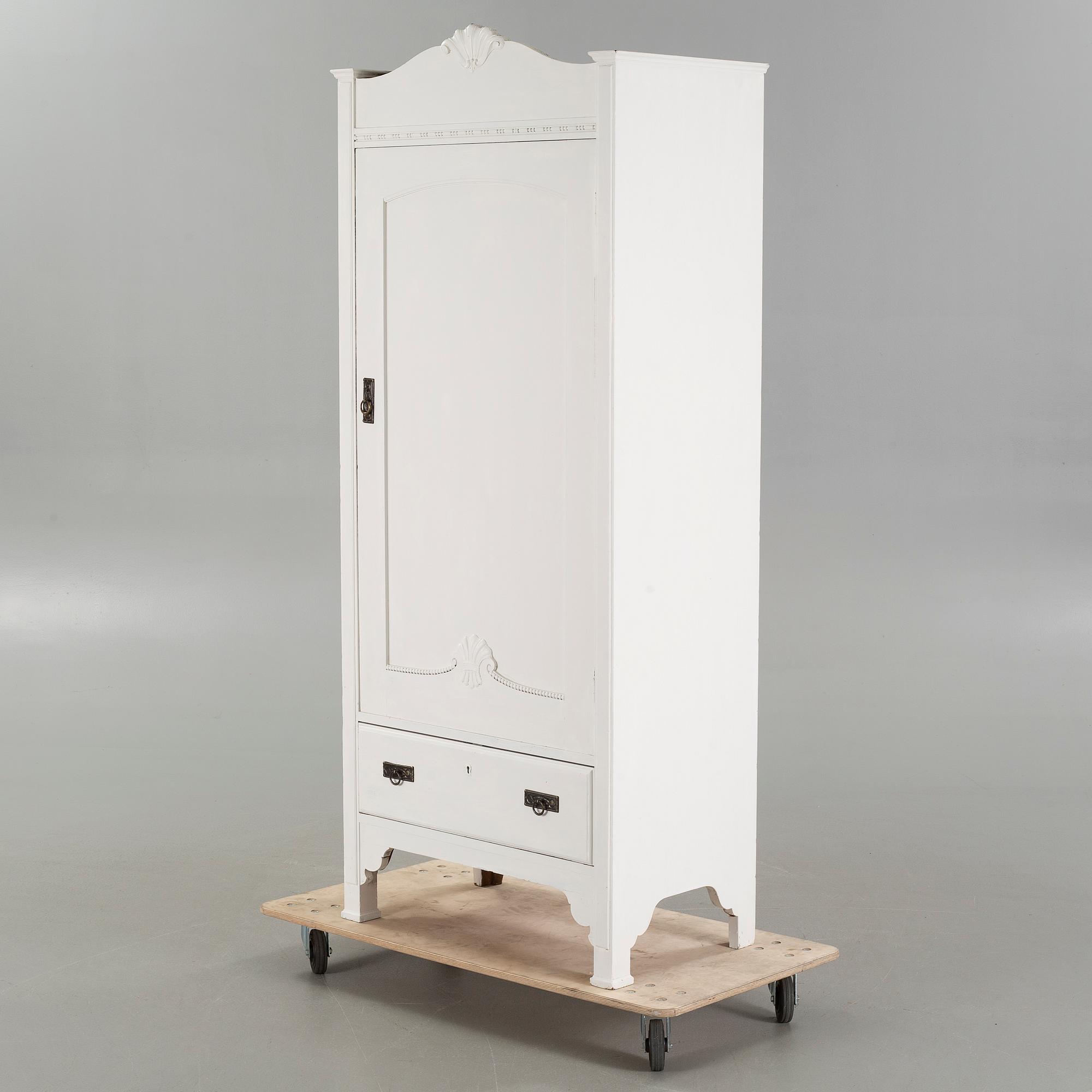 A wardrobe, first half of the 20th century.