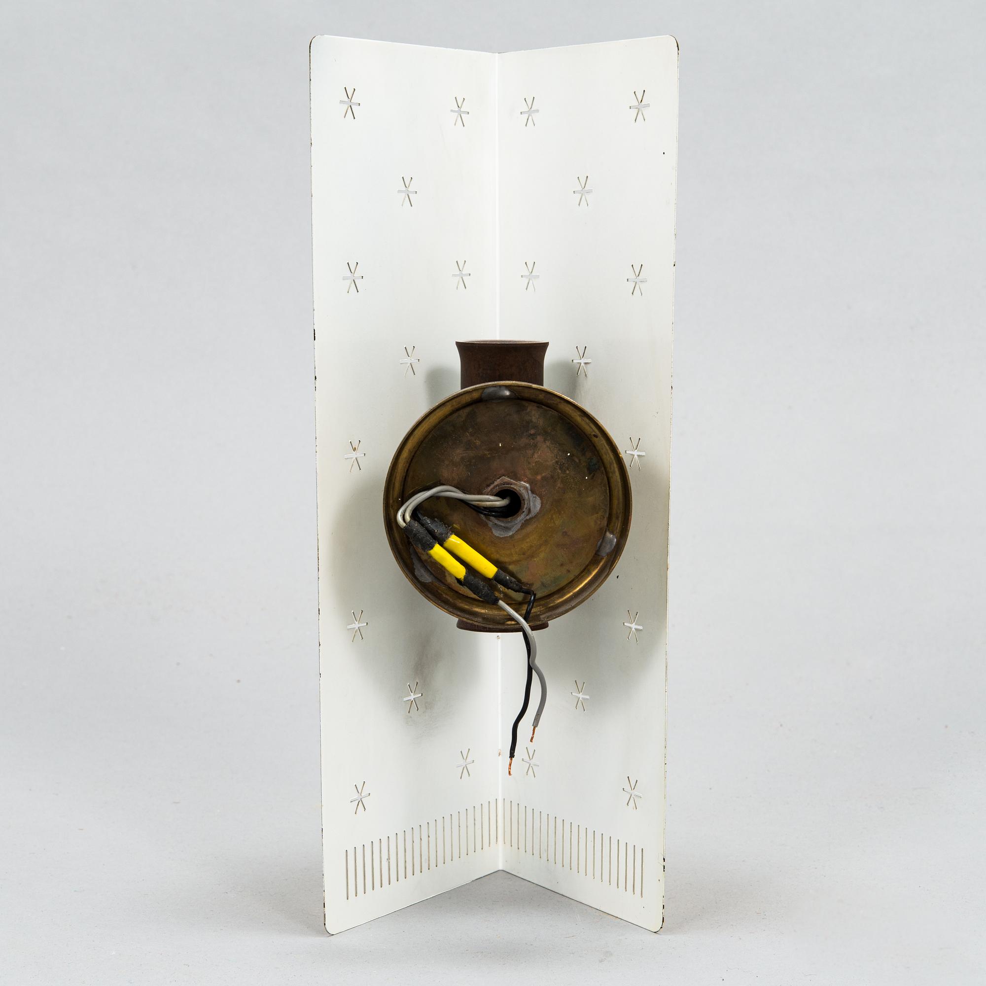 Paavo Tynell, vägglampa, modell 10330, Taito, 1900-talets mitt.