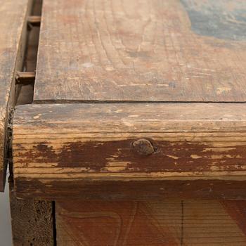 Wooden chest, 17th century.