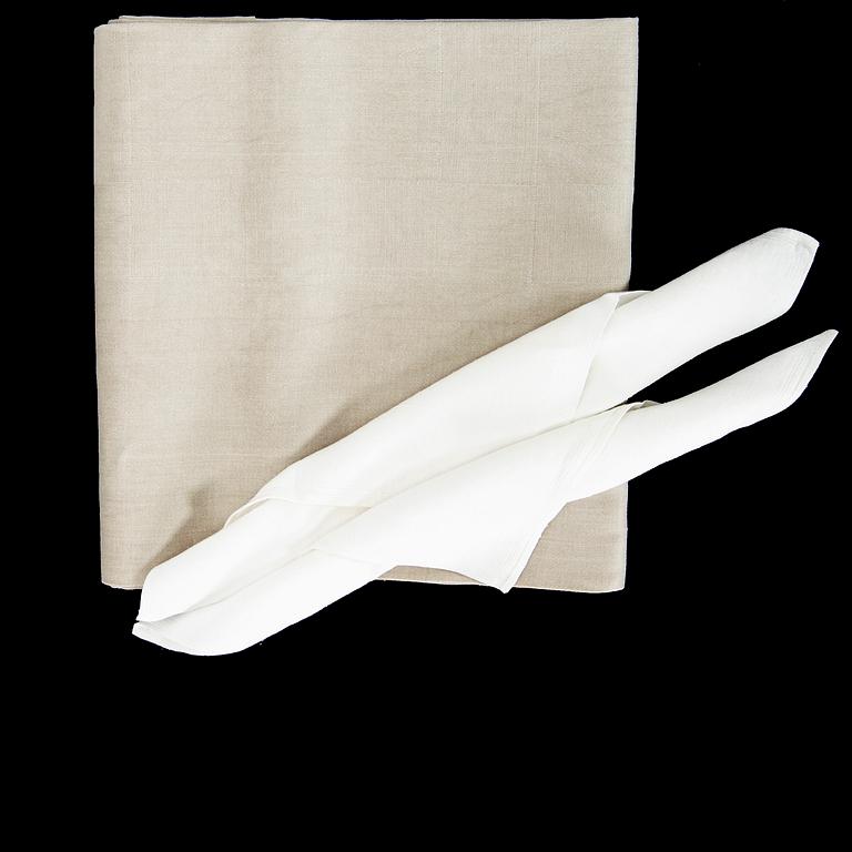 INGRID DESSAU,