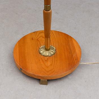 GOLVLAMPA, 1900-talets första hälft.