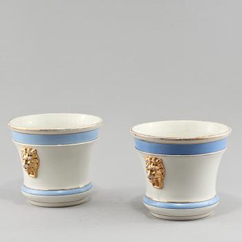 YTTERFODER, ett par, flintgods, Rörstrand, 1800-talets andra hälft.