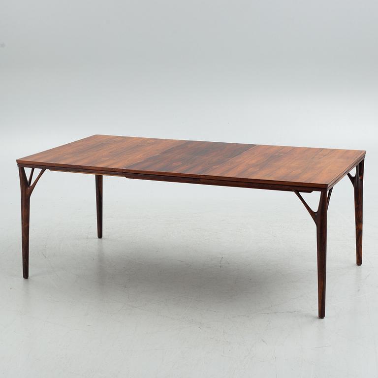 Willy Sigh, a rosewood dining table, H. Sigh & Søn, Denmark, 1960s.