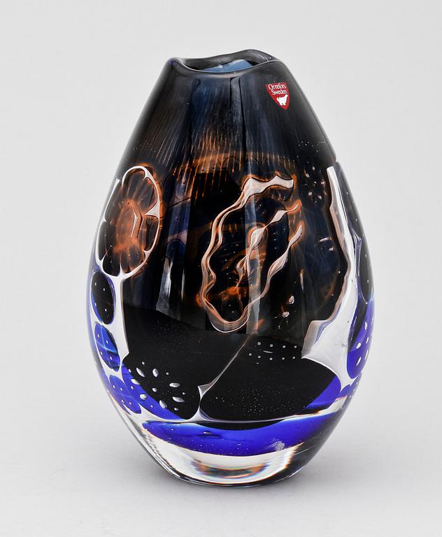 VAS, glas, ariel, sign Edvin Öhrström, Orrefors.