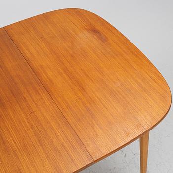 Dining table with four chairs, 1950s/60s.