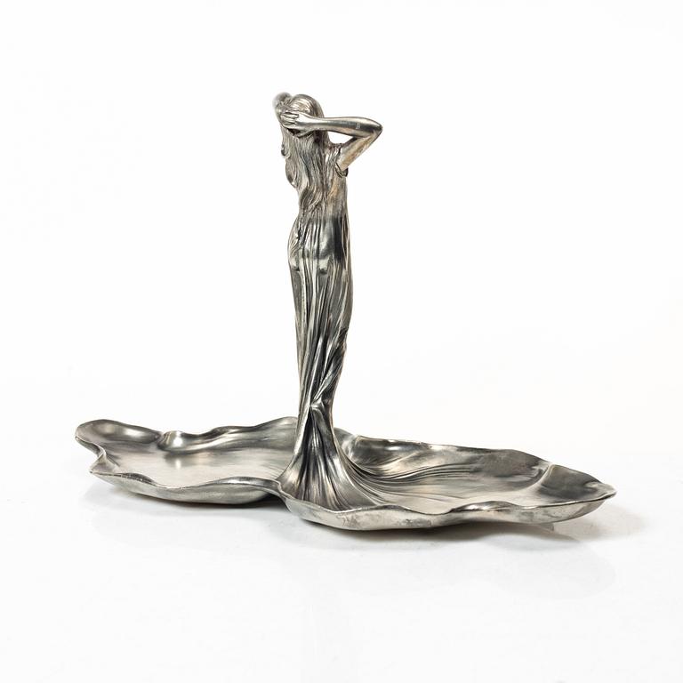 An Art Nouveau dish, WMF (Würtembergische Metallwarenfabrik), early 20th century.