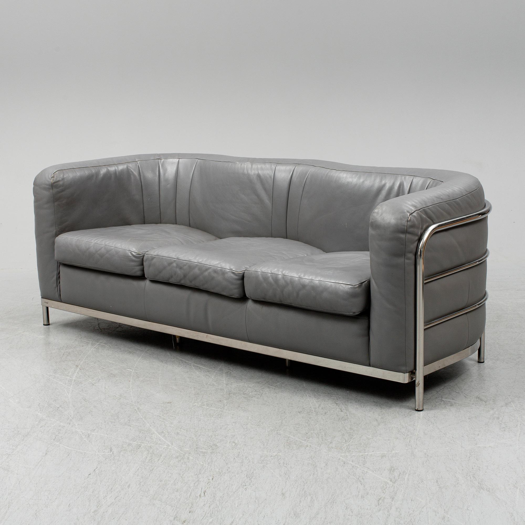 JONATHAN DE PAS, DONATO D. URBINO & PAOLO LOMAZOTTI, an 'Onda' sofa from Zanotta, Italy, model launched in 1985.