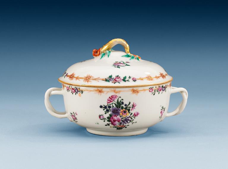 EQUELLE med LOCK, kompaniporslin. Qing dynastin, Qianlong (1736-95).