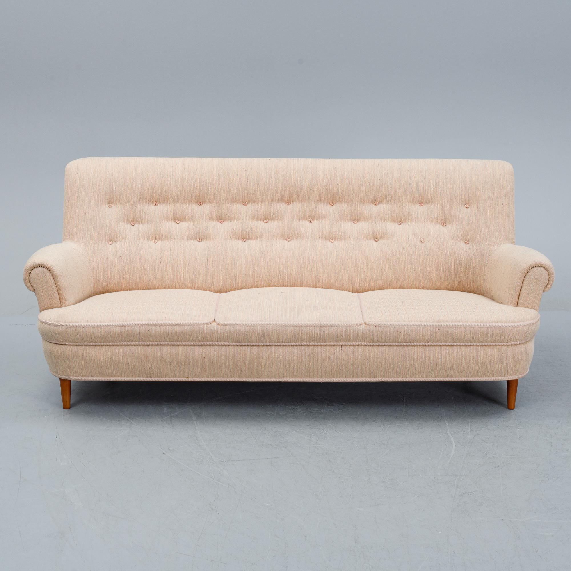 A 'Hemmakväll' sofa by Carl Malmsten, second half of the 20th Century.