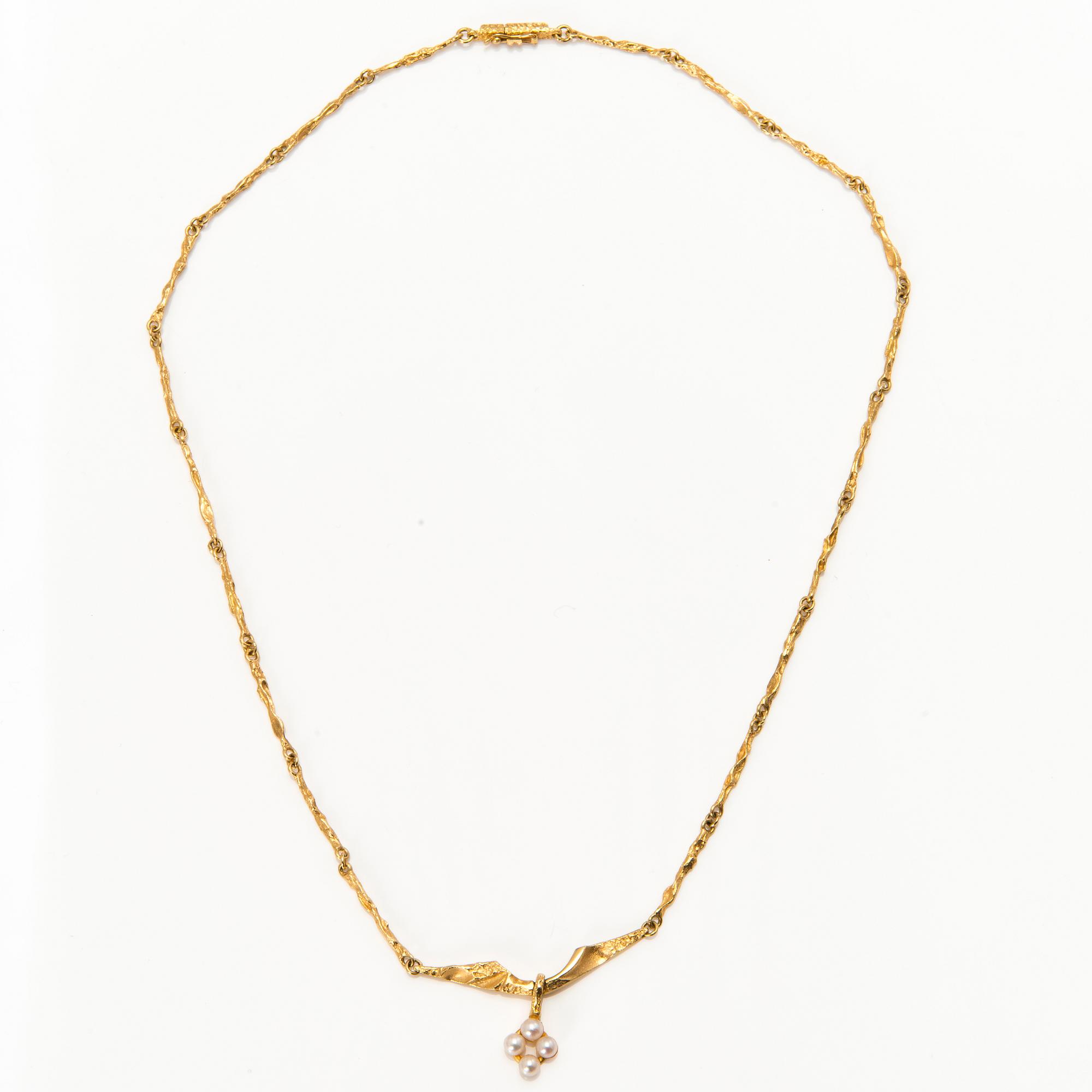 An 18K gold necklace with pearls, Lapponia 1998.