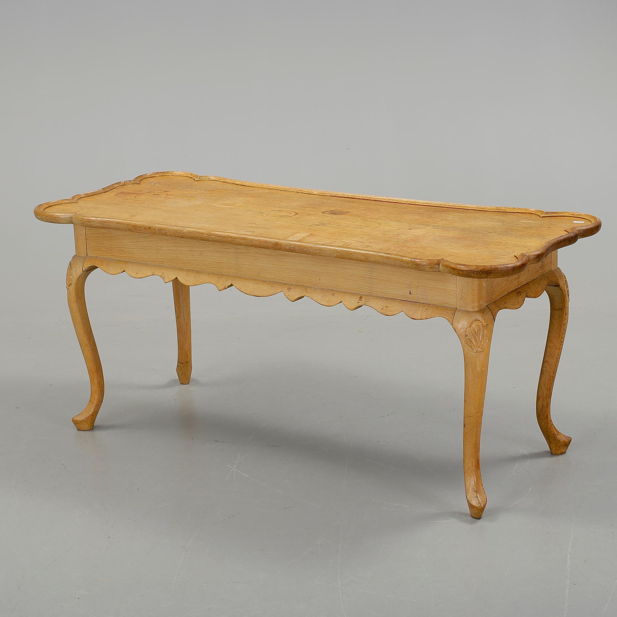 SOFFBORD, rokokostil, 1900-tal.