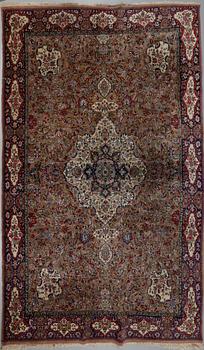 MATTA, orientalisk, old, ca 323x210 cm.