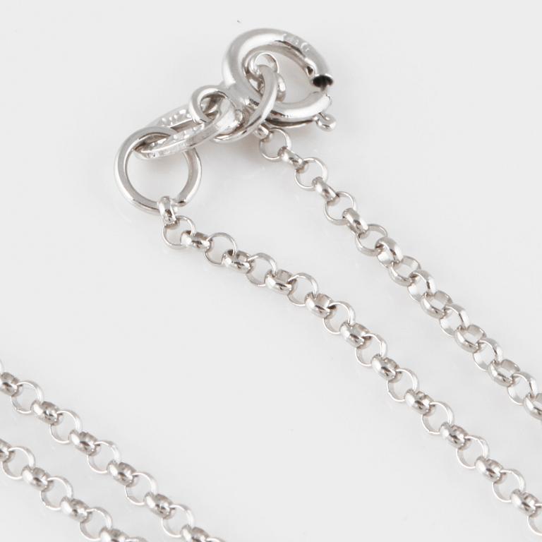 COLLIER, 18K vitguld med briljantslipade diamanter ca 0.80 ct. Vikt 5,2 gram.