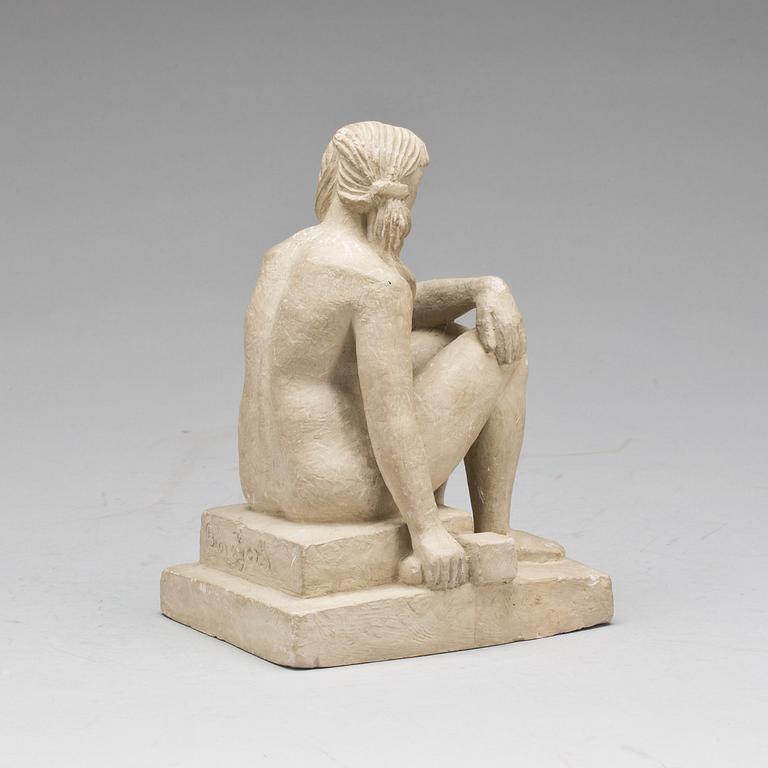 SKULPTUR, gips, "Margareta med slägga", Bror Hjort, sign och numr 48/85.