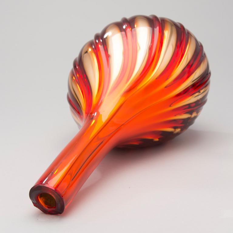 DALE PATRICK CHIHULY, glasskulptur samt mapp, Nuutajärvi Finland 1995.