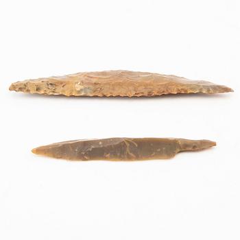 Scraper and arrowhead, Neolithic.