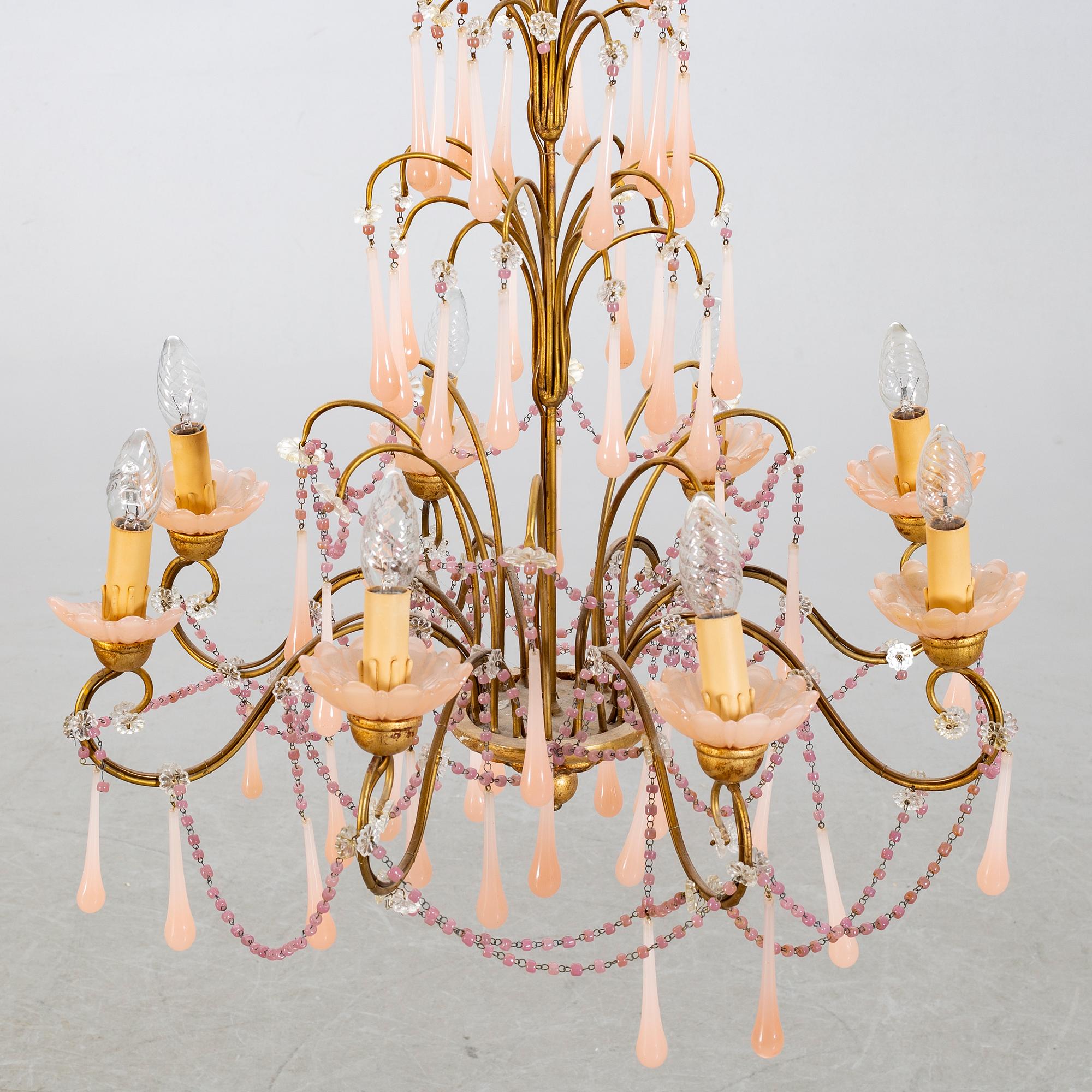 A possibly Murano mid 1900s chandelier.