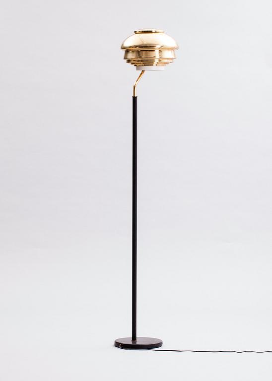 Alvar Aalto, GOLVLAMPA, A 808.