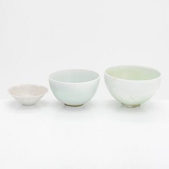 Friedl Holzer-Kjellberg, three signed stoneware bowls.