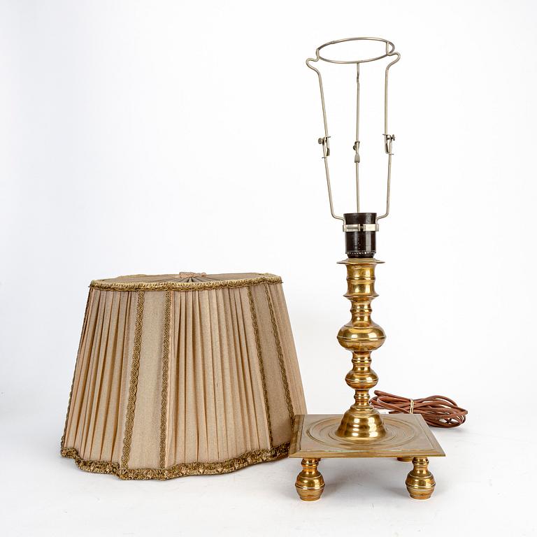 A set of two bronze 1930/40s Baroque style table lamps.